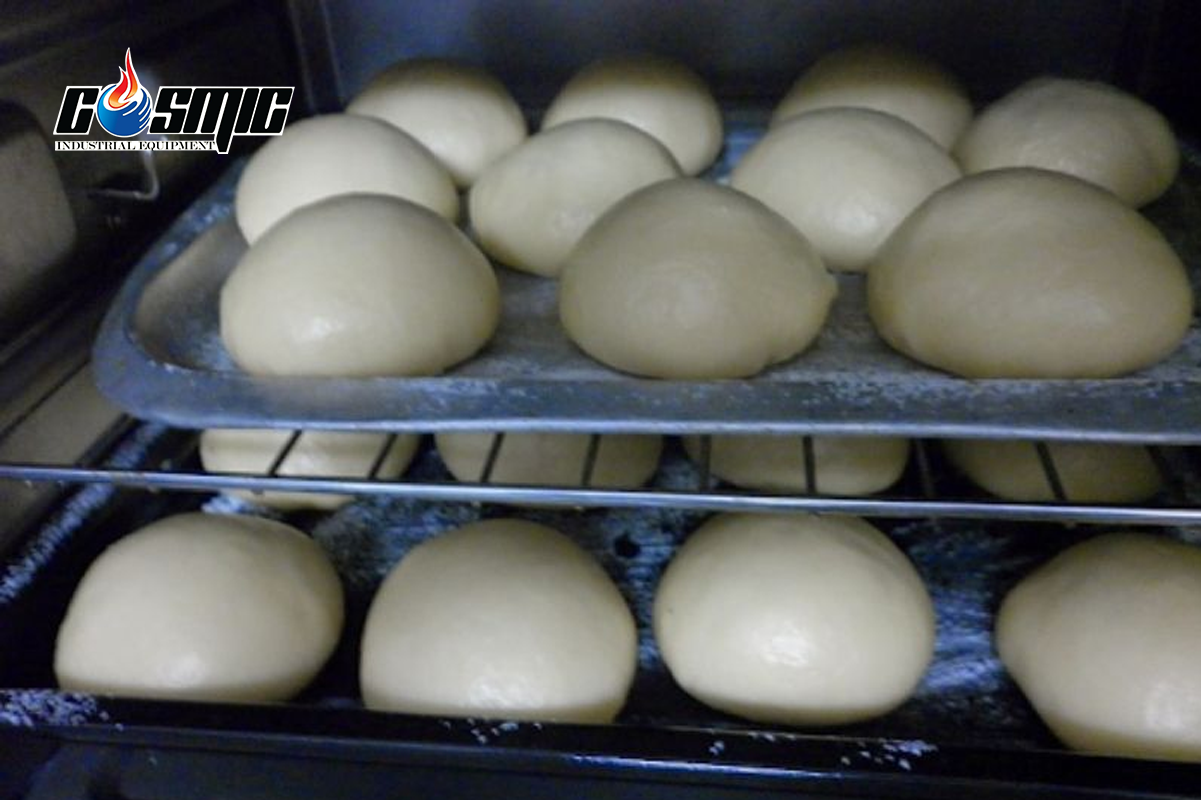 ủ bôt bằng tủ giúp bột nở đều hơn