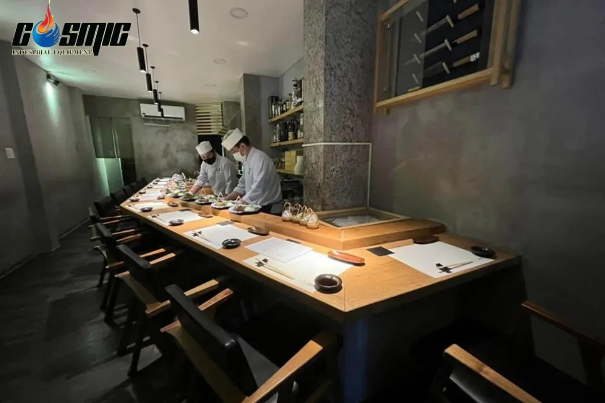 Không gian nhà hàng Kiyota Sushi Sake Restaurant