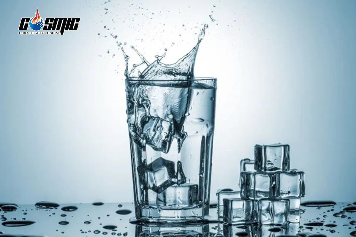 đá viên được sản xuất từ máy làm đá IM-45CA