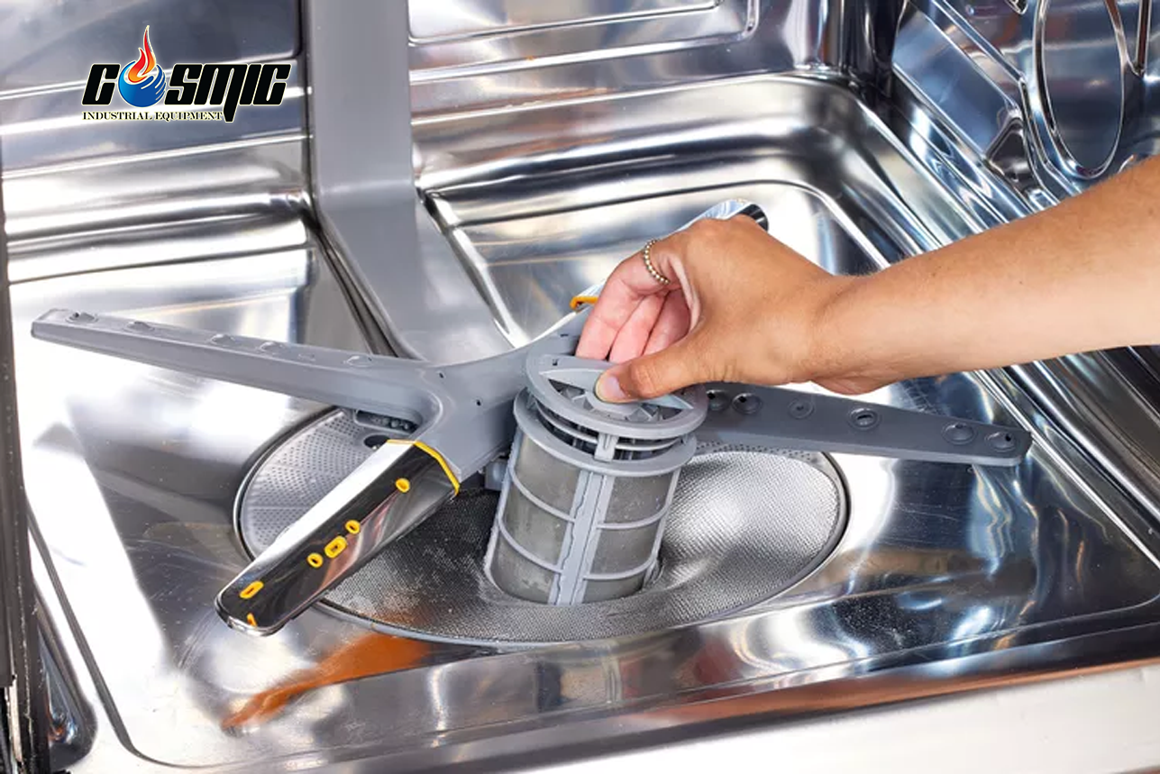 Vệ sinh bộ lọc định kỳ giúp máy luôn hoạt động tốt
