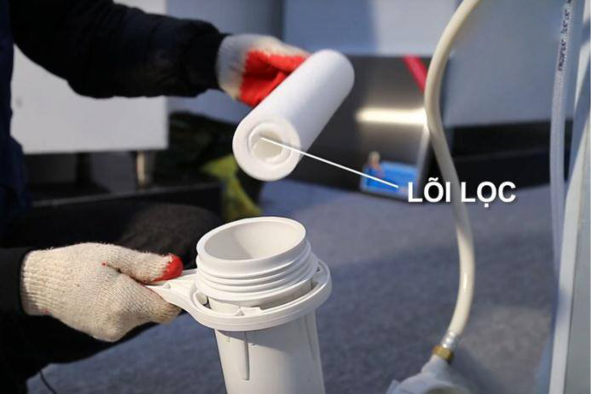Bộ lọc nước giúp nâng cao chất lượng đá viên và bảo vệ máy làm đá