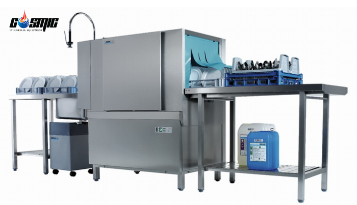 Bơm hóa chất giúp đưa hóa chất từ can chứa vào máy rửa chén