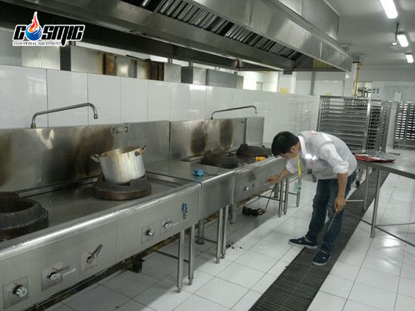 Cần chừa không gian kết nối và bảo trì khi bố trí thiết bị bếp